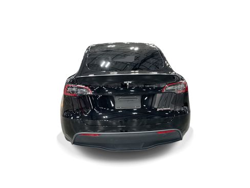 Certified 2023 Tesla Model Y Performance AWD/4WD image 5