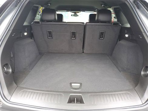 Certified 2022 Cadillac XT5 Luxury image 8