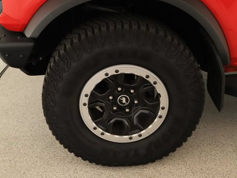 Used 2024 Ford Bronco Badlands AWD/4WD image 30