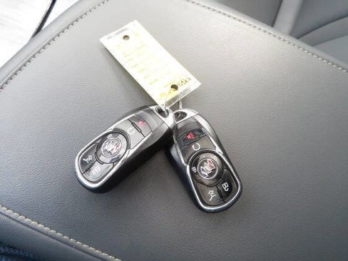 Used 2023 Buick Enclave Premium w/ Experience Buick Package image 28