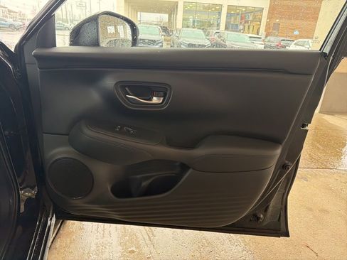 Certified 2024 Honda HR-V LX image 24