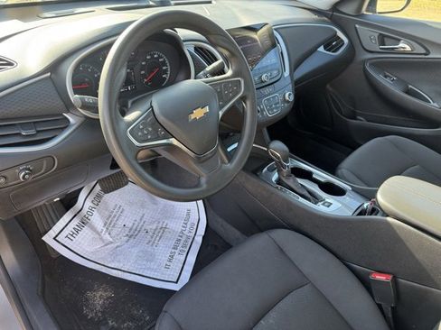 Used 2023 Chevrolet Malibu LT image 14
