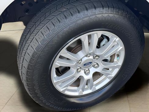 Used 2017 Ford F150 Lariat image 20