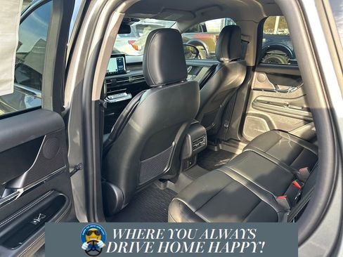 New 2026 Lincoln Corsair Premiere image 26