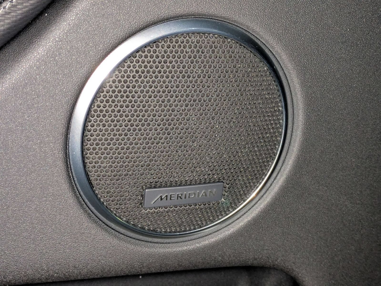 New 2026 Land Rover Discovery Sport Landmark AWD/4WD image 13