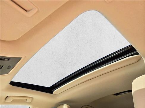 Used 2020 Lexus RX 450h AWD w/ Premium Package image 15