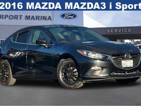 Used 2016 MAZDA MAZDA3 i Sport w/ Preferred Equipment Package image 2
