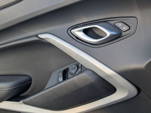 Used 2022 Chevrolet Camaro SS RWD image 25