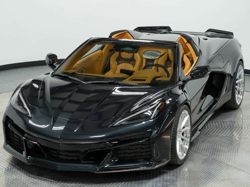 Used 2024 Chevrolet Corvette Z06 RWD image 85