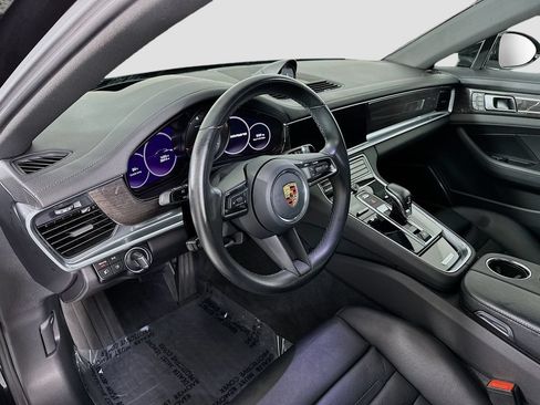 Certified 2023 Porsche Panamera 4 AWD/4WD image 4