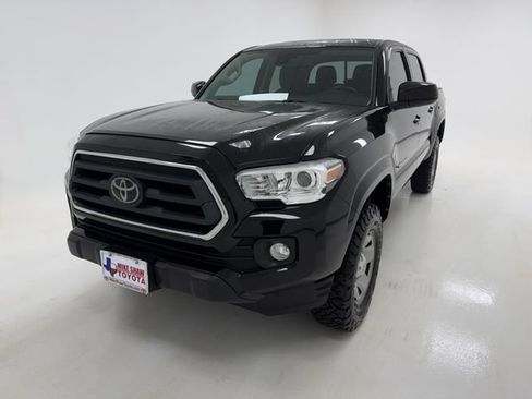 Used 2023 Toyota Tacoma SR5 RWD image 4
