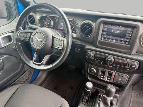 Used 2022 Jeep Wrangler Sport AWD/4WD image 10