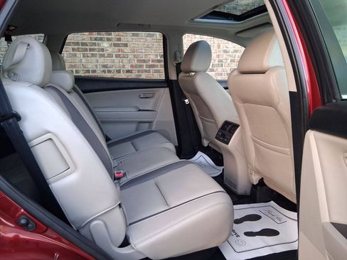 Used 2010 MAZDA CX-9 Touring w/ Moonroof & Bose Audio Pkg FWD image 12