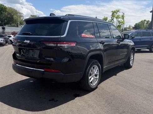 Used 2024 Jeep Grand Cherokee L Laredo RWD image 3