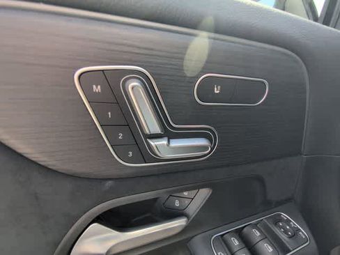 Used 2026 Mercedes-Benz GLA 250 image 16