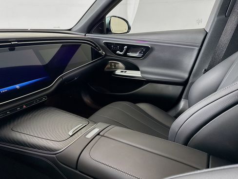 Certified 2024 Mercedes-Benz E 350 4MATIC Sedan image 26