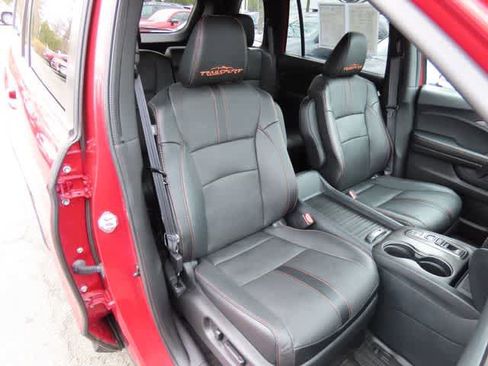 Certified 2022 Honda Passport TrailSport image 16