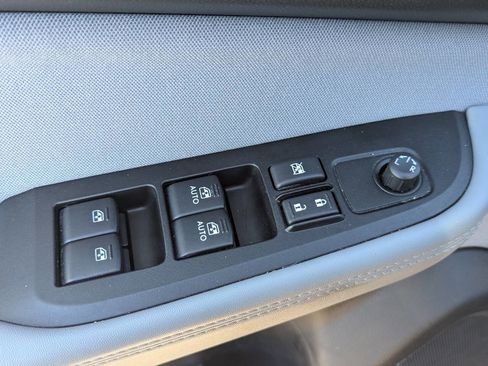 Used 2019 Subaru Outback 2.5i Premium image 27