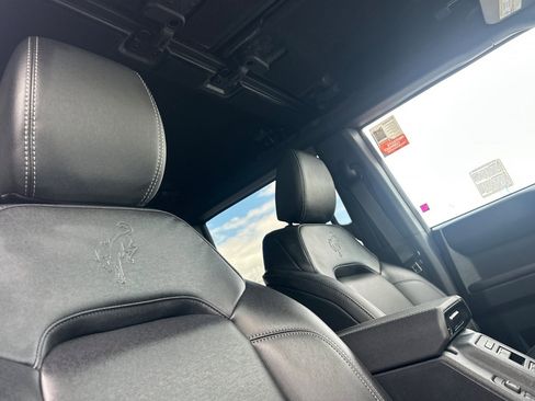 New 2025 Ford Bronco Badlands w/ Sasquatch Package image 17
