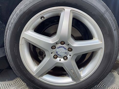 Used 2010 Mercedes-Benz ML 550 4MATIC image 31