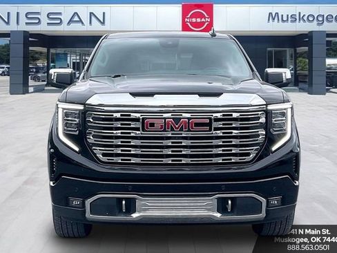 Used 2024 GMC Sierra 1500 Denali w/ Technology Package AWD/4WD image 2
