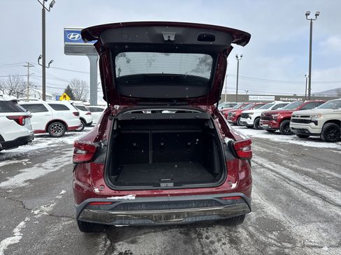 Used 2024 Chevrolet Trax ACTIV w/ Sunroof Package image 5