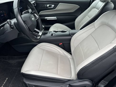 Used 2024 Ford Mustang GT Premium RWD image 13
