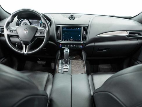 Used 2022 Maserati Levante GT AWD/4WD image 9