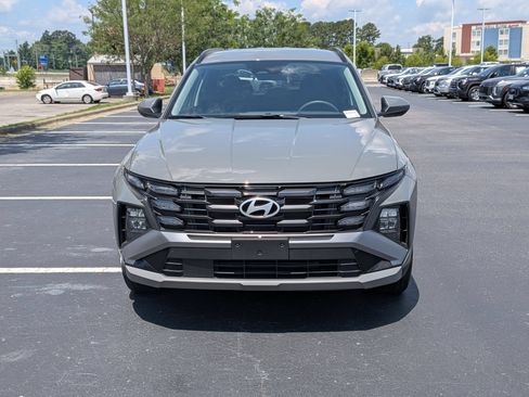 Used 2025 Hyundai Tucson SEL FWD image 8