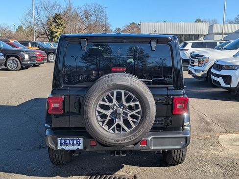 Used 2024 Jeep Wrangler Sahara w/ Safety Group image 6