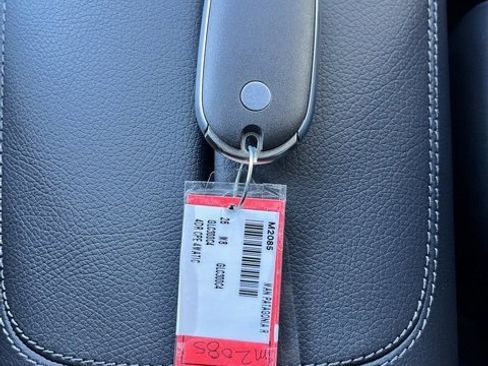 New 2026 Mercedes-Benz GLC 300 4MATIC image 27