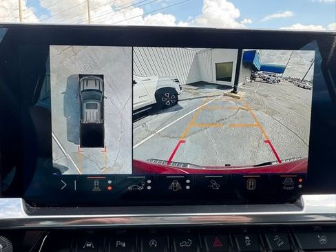 Used 2024 Chevrolet Silverado 1500 RST w/ Convenience Package II AWD/4WD image 9