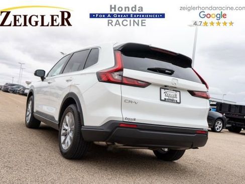 Used 2023 Honda CR-V EX image 5