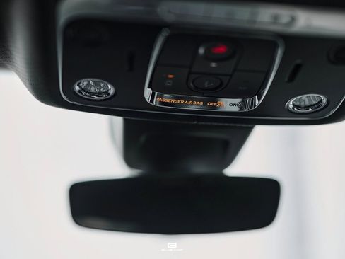 Used 2020 Bentley Continental GT image 27