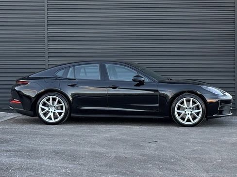 New 2026 Porsche Panamera 4 image 8