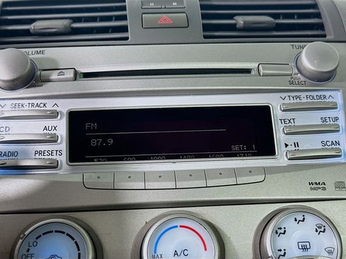 Used 2011 Toyota Camry LE w/ LE Extra-Value Pkg image 22