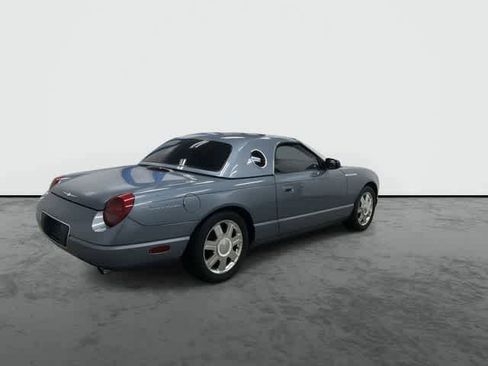 Used 2005 Ford Thunderbird RWD image 4