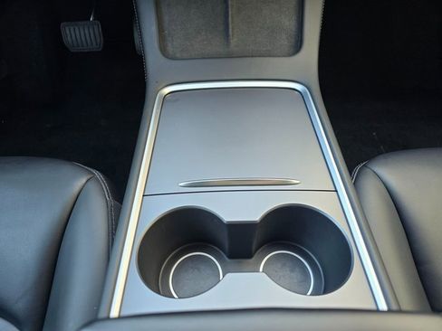 Used 2021 Tesla Model 3 Standard Range Plus image 26