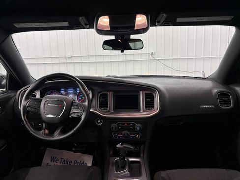 Used 2020 Dodge Charger SXT RWD image 34