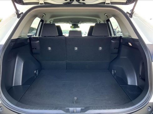 Used 2025 Toyota RAV4 LE AWD/4WD image 34