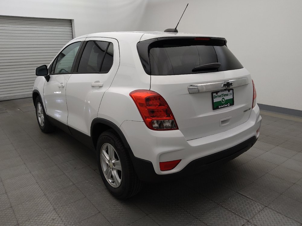 Used 2020 Chevrolet Trax LS w/ Tint and Cruise Package FWD image 5