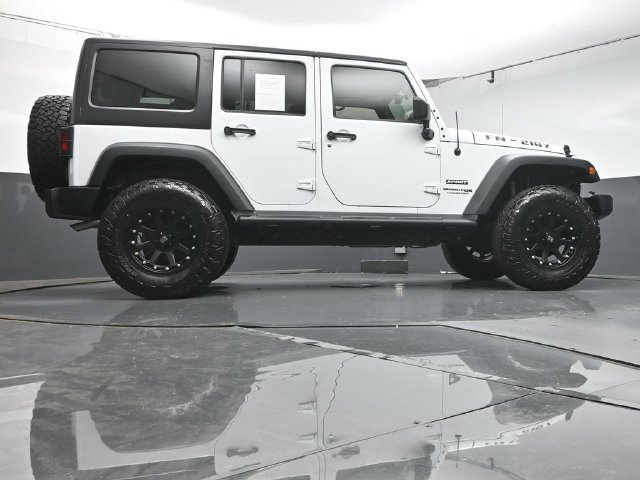 Used 2018 Jeep Wrangler Unlimited Sport S AWD/4WD image 35