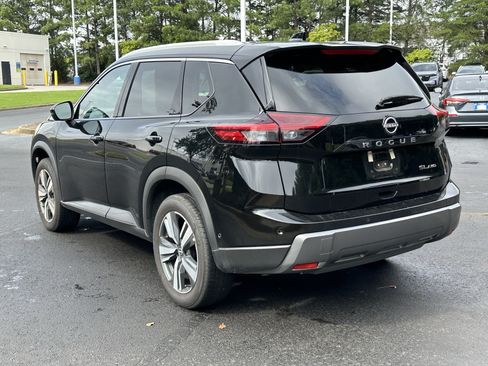 Used 2026 Nissan Rogue SL AWD/4WD image 9