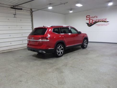 Used 2021 Volkswagen Atlas SEL Premium AWD/4WD image 4