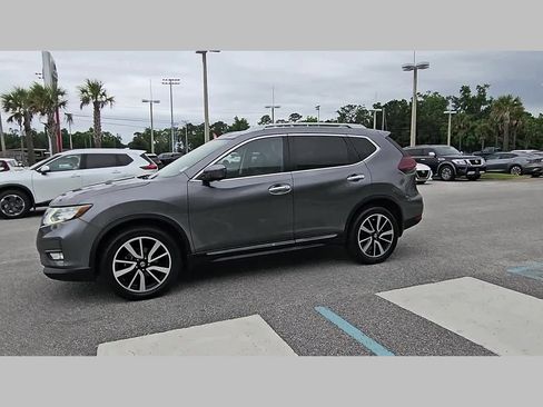 Used 2019 Nissan Rogue SL w/ Premium Package AWD/4WD image 26