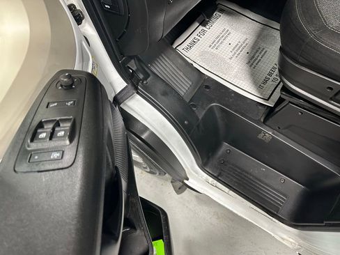 Used 2022 RAM ProMaster 3500 w/ Premium Convenience Group (B) FWD image 9