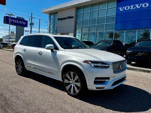Certified 2023 Volvo XC90 T8 Plus AWD/4WD image 1