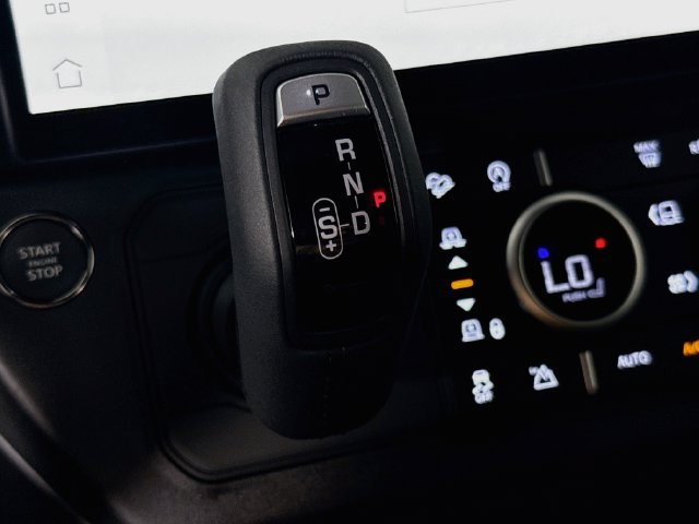 New 2026 Land Rover Defender 110 S AWD/4WD image 19
