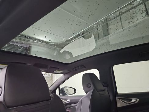 New 2025 Volkswagen ID.4 Pro S image 22