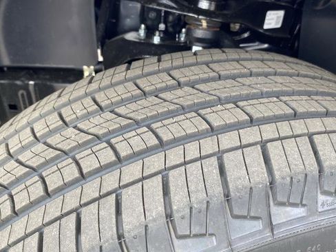 New 2026 Nissan Frontier SV w/ All-Weather Content Package image 33